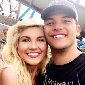 Meet your Posher, Casandra